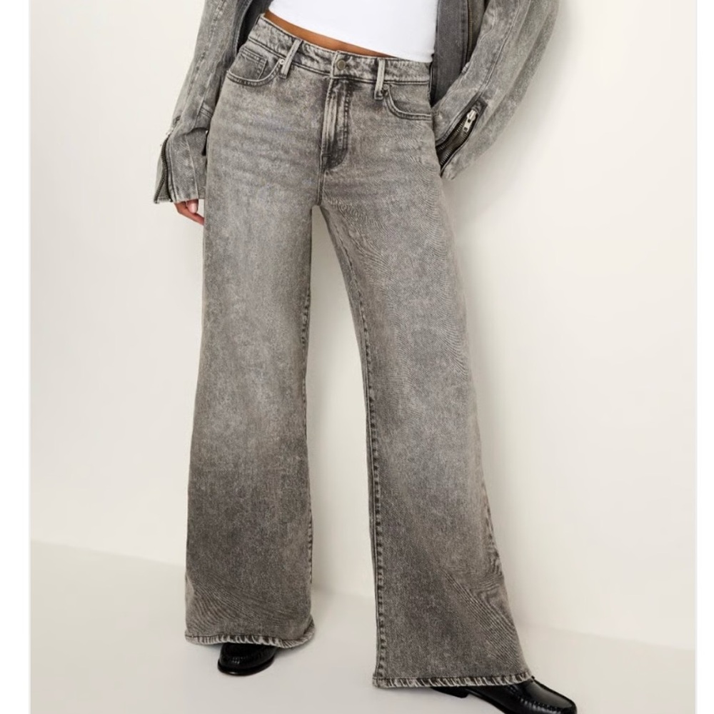 Good American good ease relaxed jeans